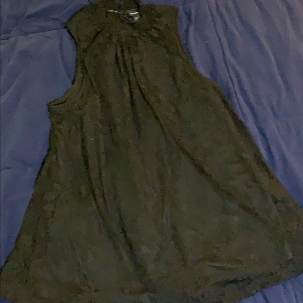 00 black high necked torrid top